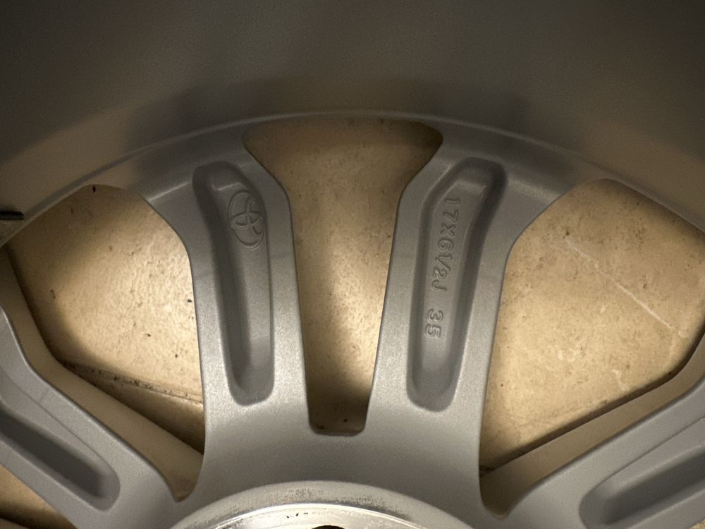 4бр.оригинални джанти Toyota 17” 5x114,3