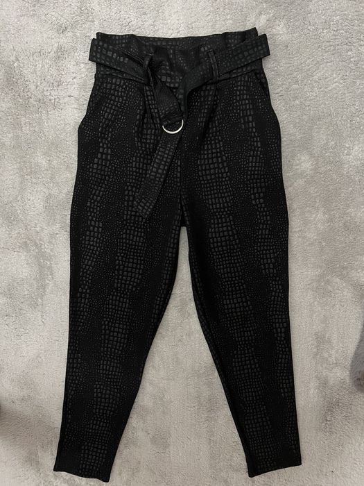 Pantaloni eleganti marimea S