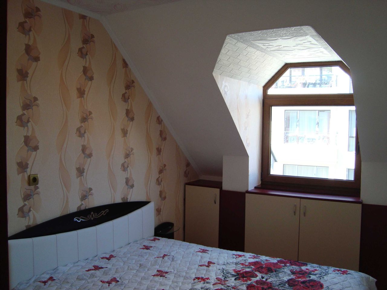 Дава се под наем Мезонет в Пловдив, Кършияка - 120 кв.м за 663 € - Снимка #7