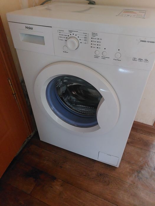 Продам стиральную машину. В хорошем состоянии.  Почти новая.  Haier.