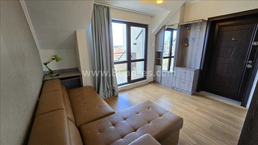 Продава се Двустаен апартамент в Бургас, Сарафово - 59 кв.м за 1687 €/кв.м - Снимка #16