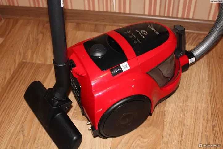 Пылесос SAMSUNG тянет МОЩНО,  сильная тяга !