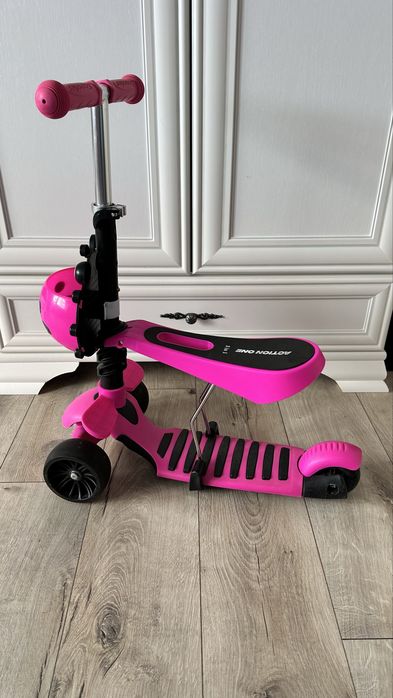 Trotineta Action One Smart 3 IN 1 cu roti luminoase roz