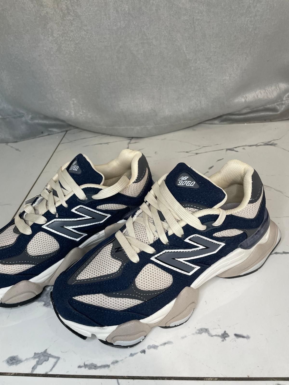 New Balance дамски обувки 36,37 номер