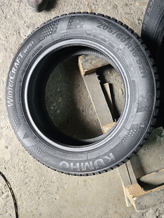 4 anvelope iarna 205 60 16 Kumho