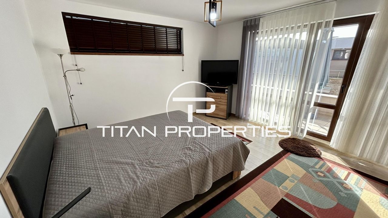 Дава се под наем Къща в Бургас, Сарафово - 200 кв.м за 1020 € - Снимка #1