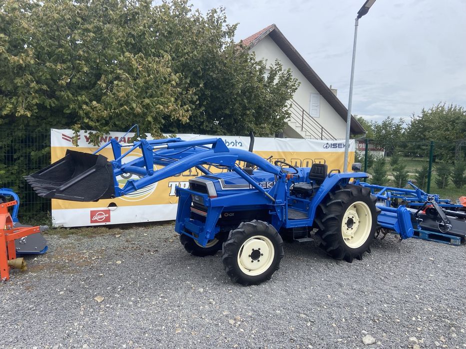 Tractor japonez Iseki TA320, 4x4, 32cp, incarcator frontal si freza