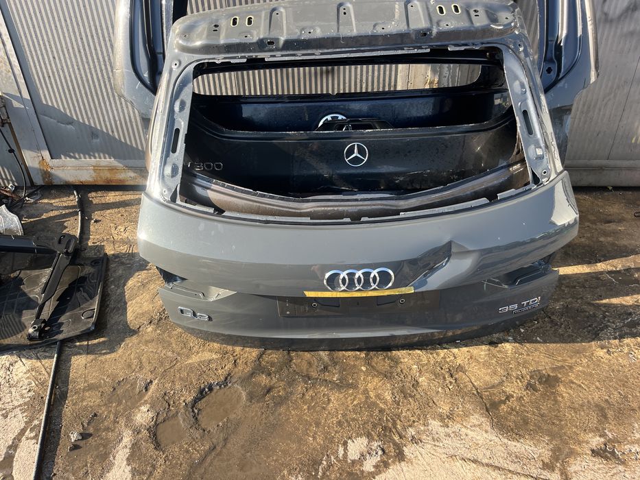 Капак,багажник Audi Q3 2022г 3бр.