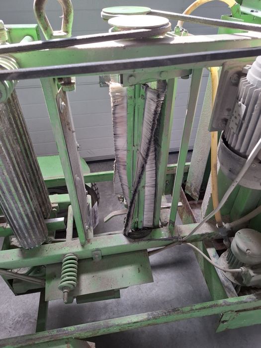 Mașina de curățat/spalat panouri cofraje doka cu perii rotative, 220V