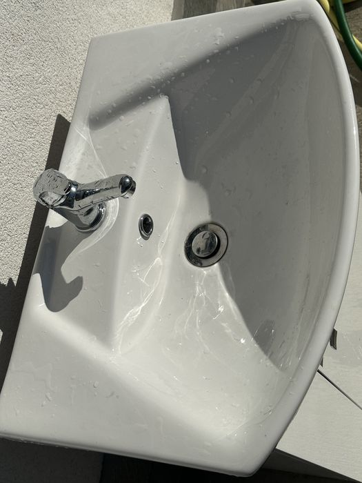 Мебел за баня или тоалетна