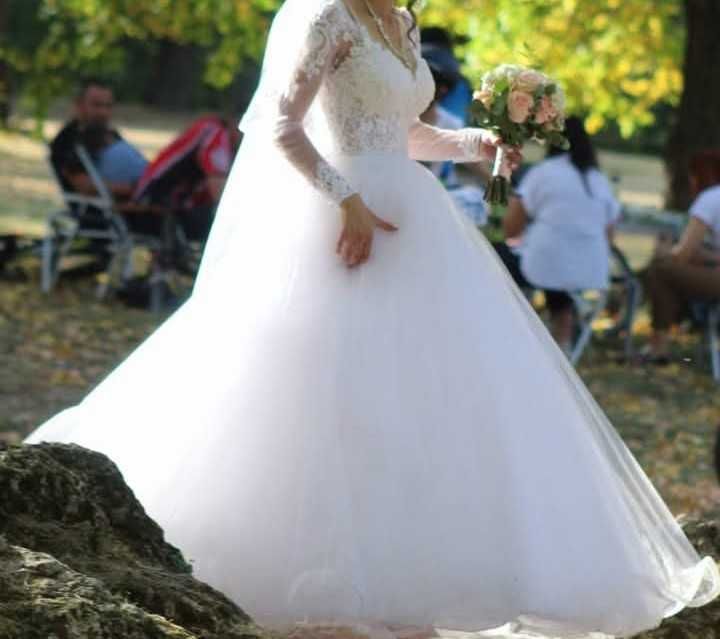 Rochie de mireasa cu plata in cont bancar sau la domiciliu