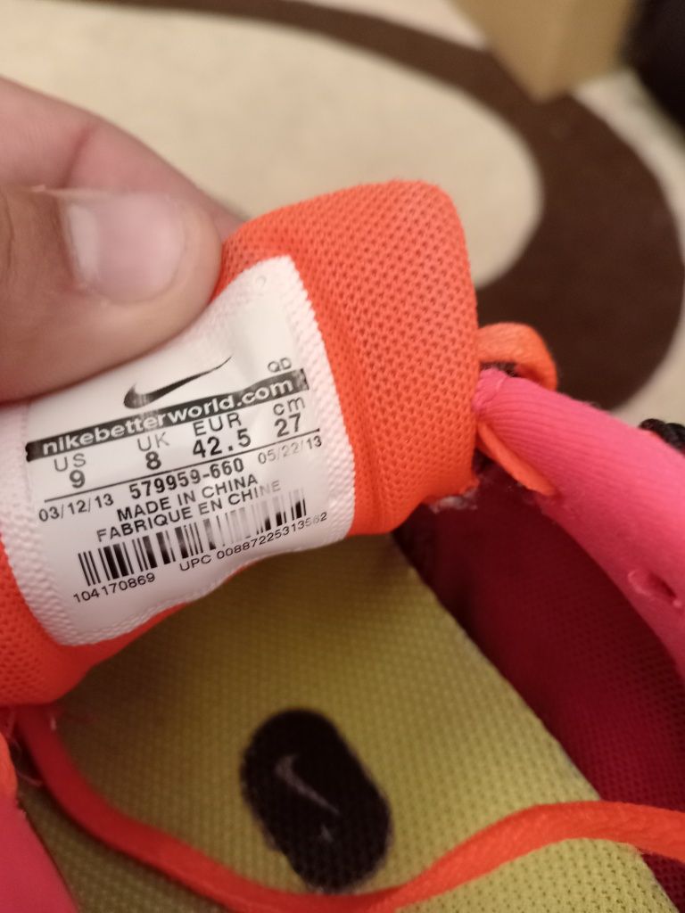 Adidași Nike mărimea 42