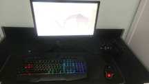 Vand calculator desktop cu totul sau piese