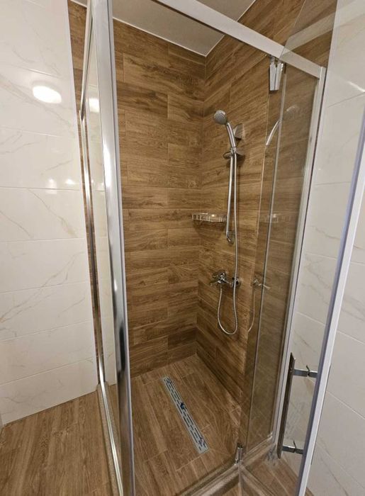 Дава се под наем Едностаен апартамент в Пловдив, Остромила - 86 кв.м за 550 € - Снимка #11