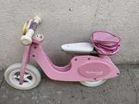 Vând bicicletă fără pedale VESPA roz Janod