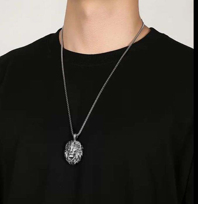 Lant / Colier cu Pandantiv Leu argintiu