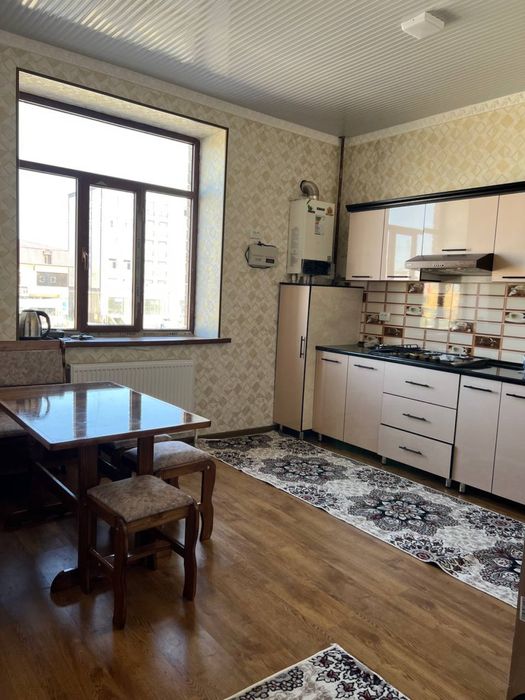 Buxoro shaxardan kvartira sotiladi