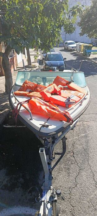 Продавам лодка-тип скутер CONERO DELFINO-450 1983 г. Без Колесар!!! Сз
