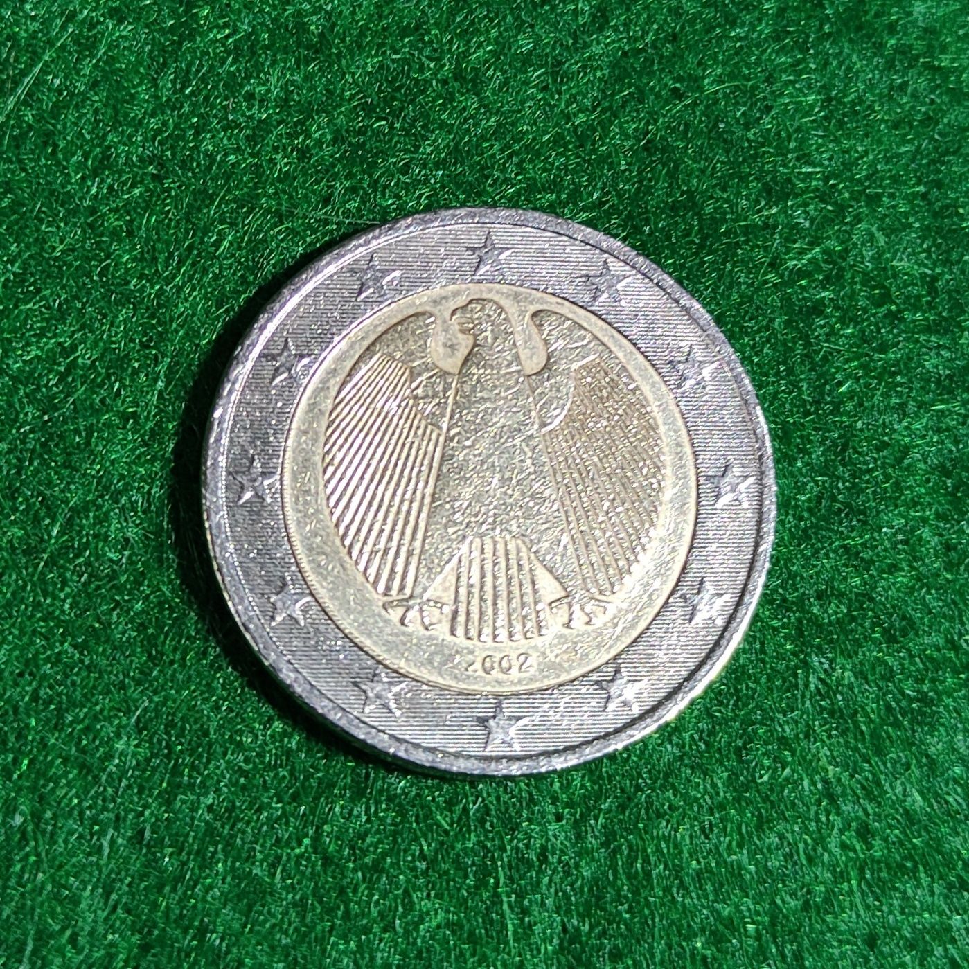 Moneda 2 Euro foarte rară. Defect de ștanțare (an 2002)