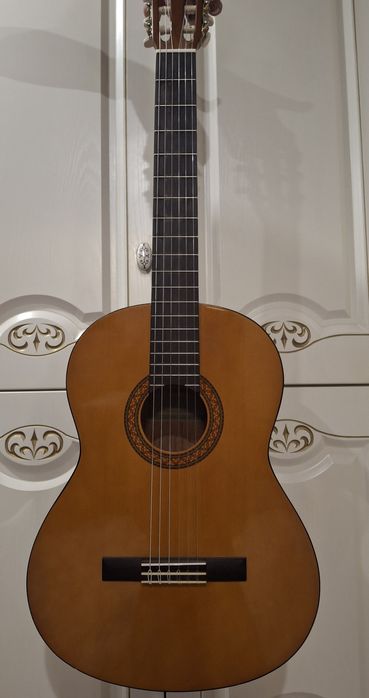 гитара YAMAHA C40