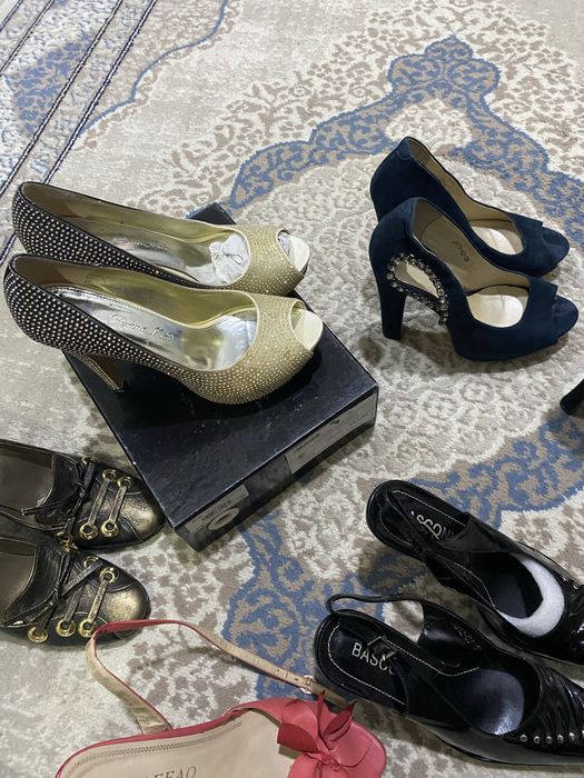 Продаю обувь распродажа есть 34 /35 размеры