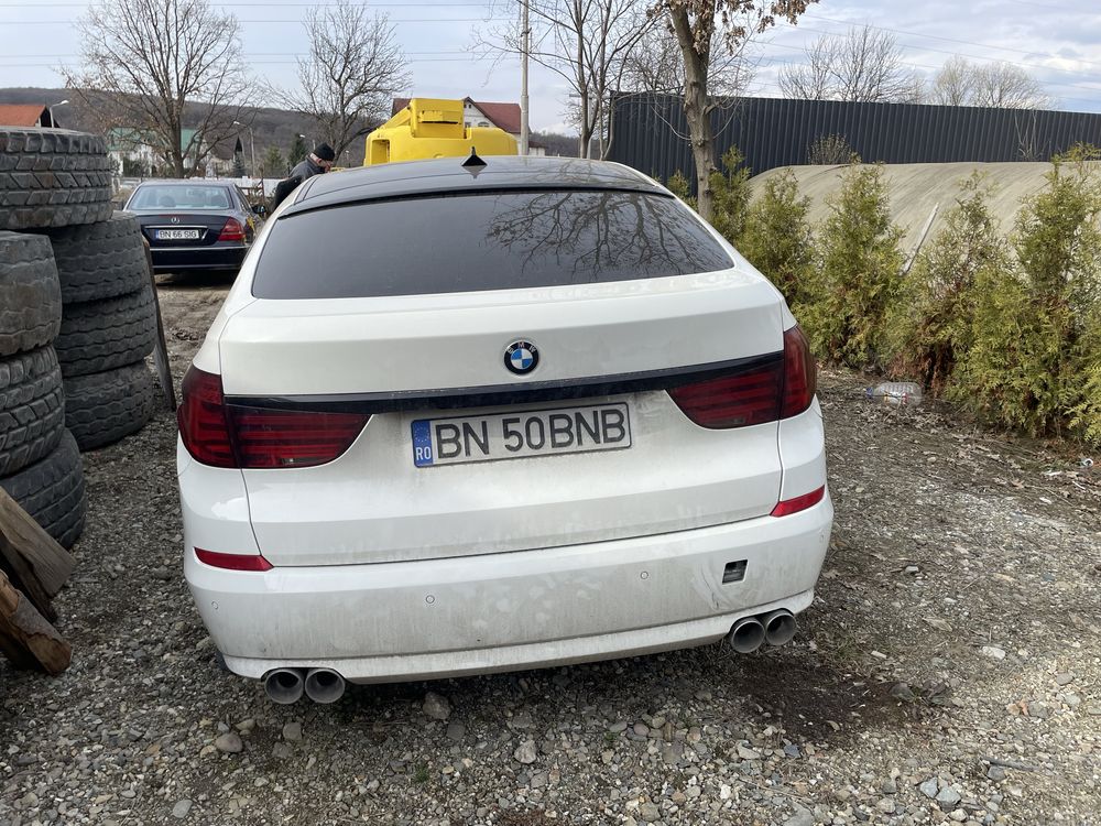 BMW seria 5GT 530 xdrive accidentata