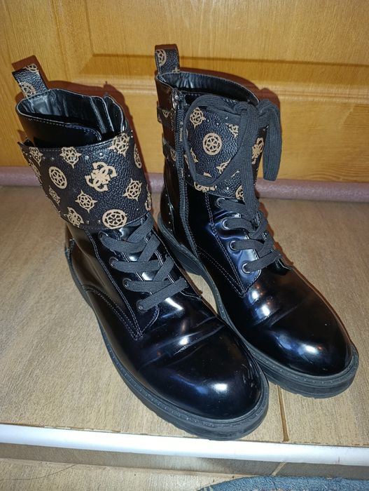 Боти guess  оригинални