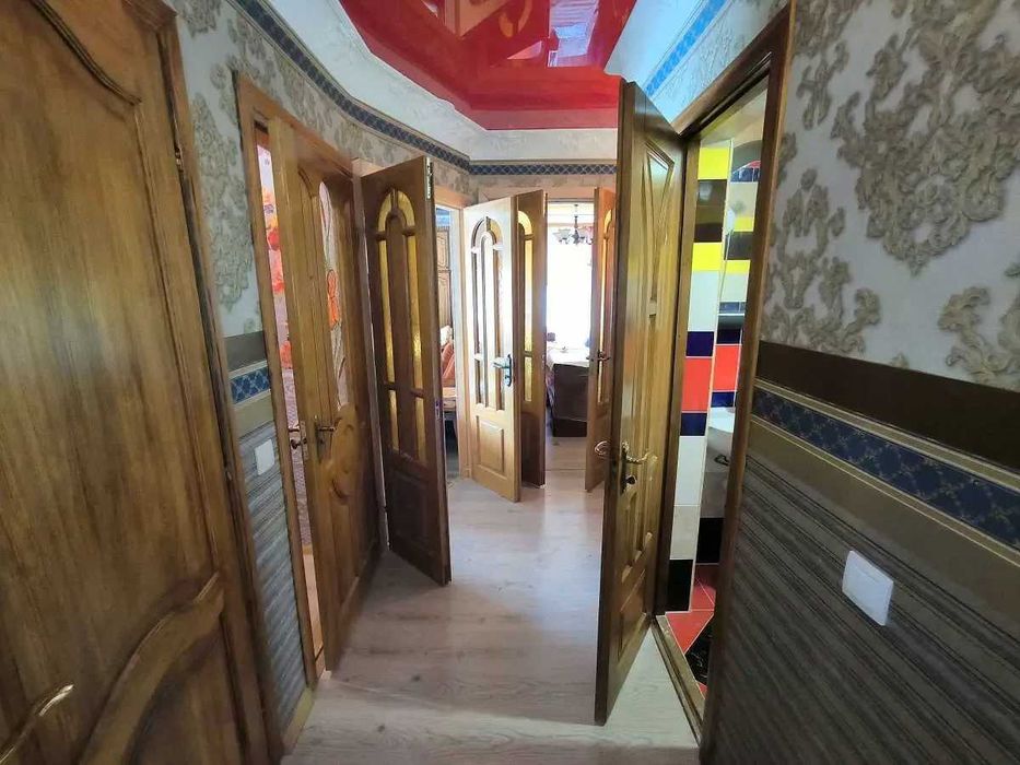 Дава се под наем Едностаен апартамент в София, Център - 45 кв.м за 341.7 € - Снимка #1