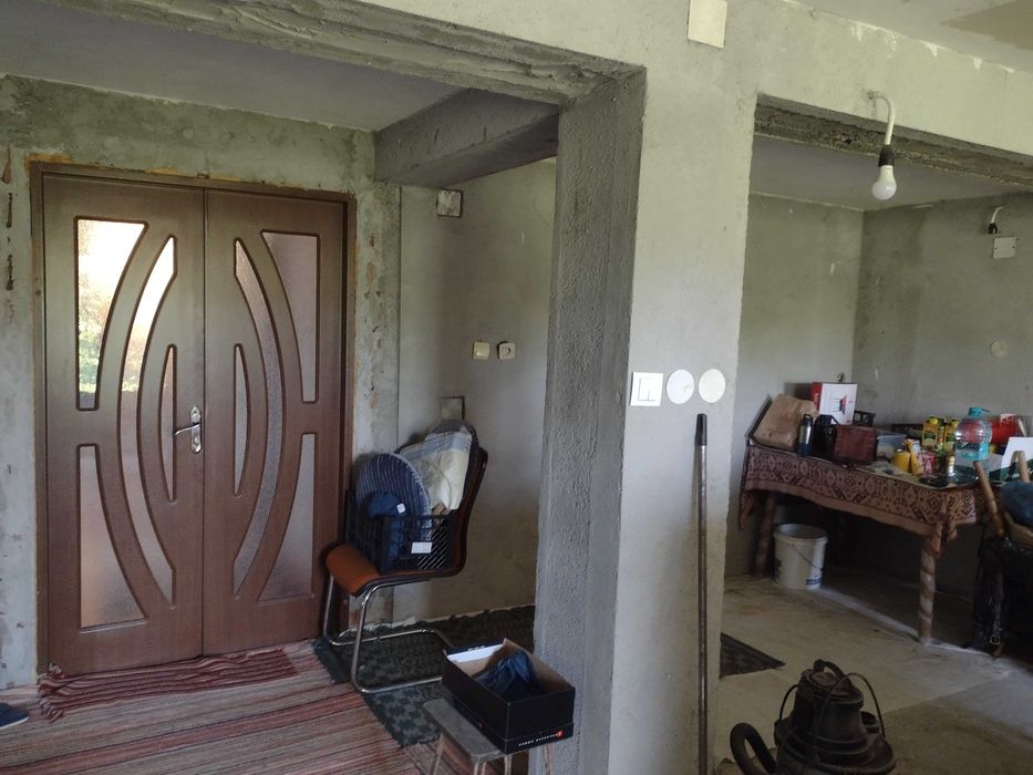 Vanz. Casa 373 mp, 1200 teren 6 km Rm Valcea acces privilegiat DN7