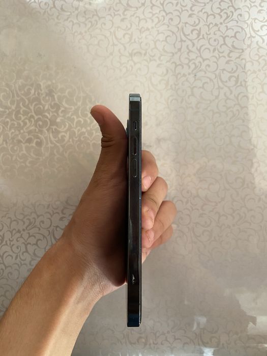 Iphone 12 Pro Blue