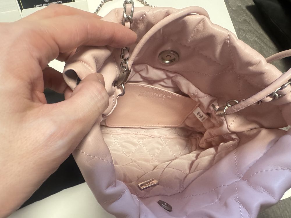 Chanel 22bag mini