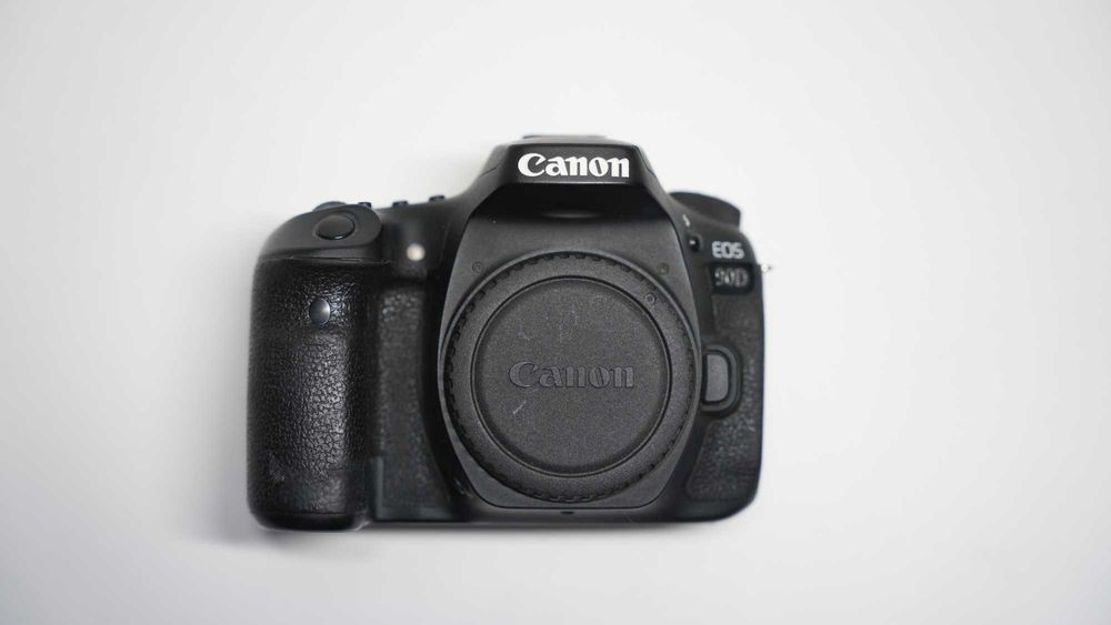 Фотоаппарат Canon EOS 90D