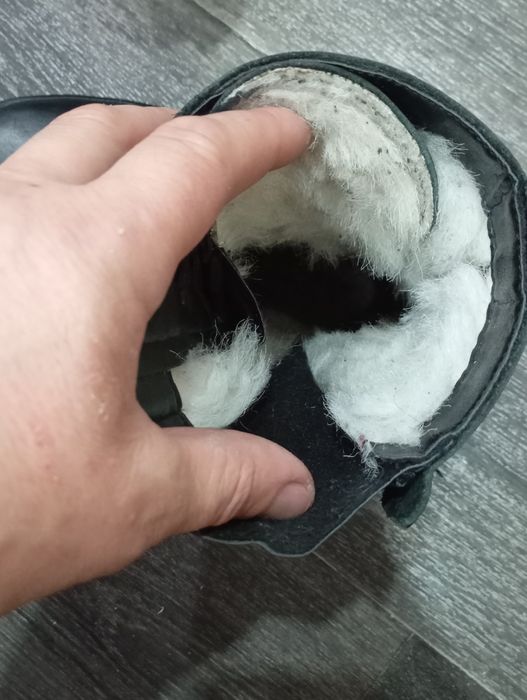 Продам берцы зимние