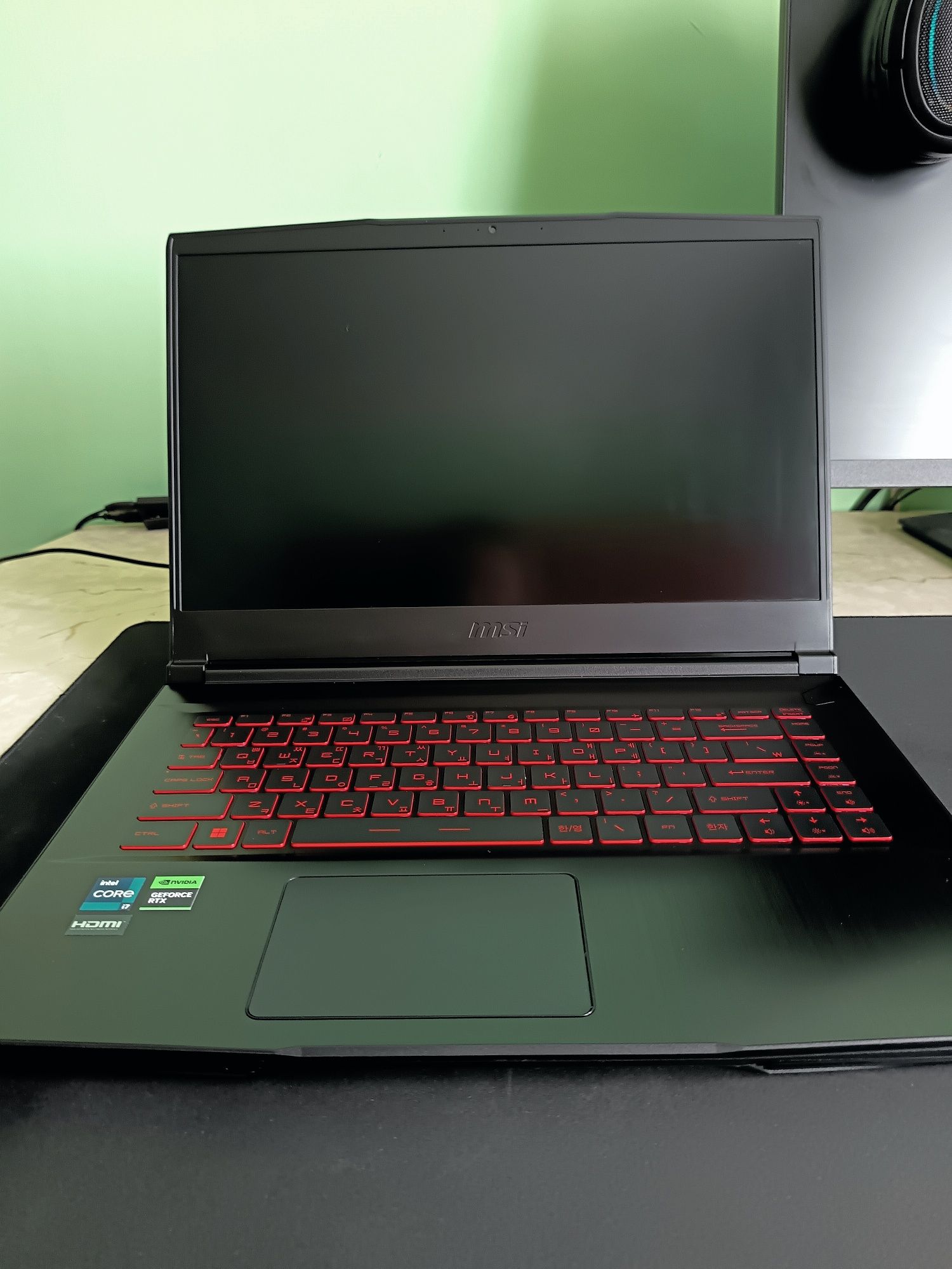 MSI GF63 Thin | i7-12650H | RTX 4050 6GB | 8GB RAM | 520GB SSD