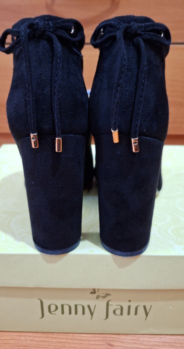 Botine de vara CCC, noi