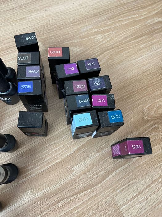 33броя. лакове nailover +форми пили и мостри подарък