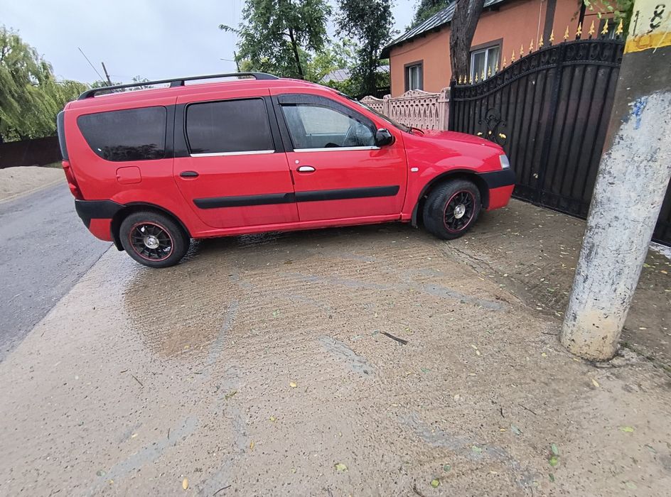 Vând Dacia Logan mcv