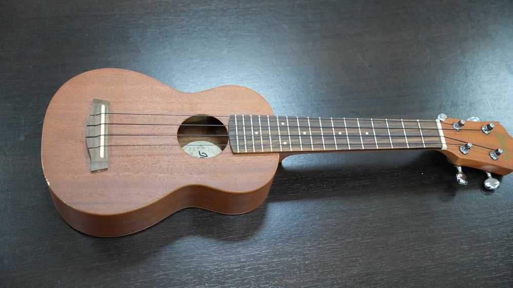 Ukulele pentru copii Ibanez UKS10 – stare foarte bună