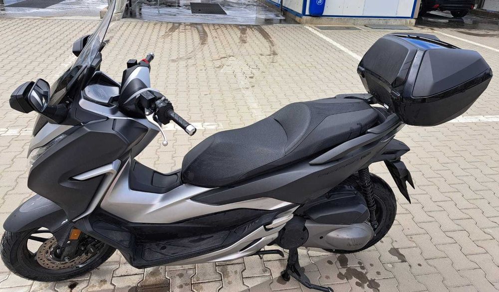 Vand Scuter Honda Forzza 300 cc