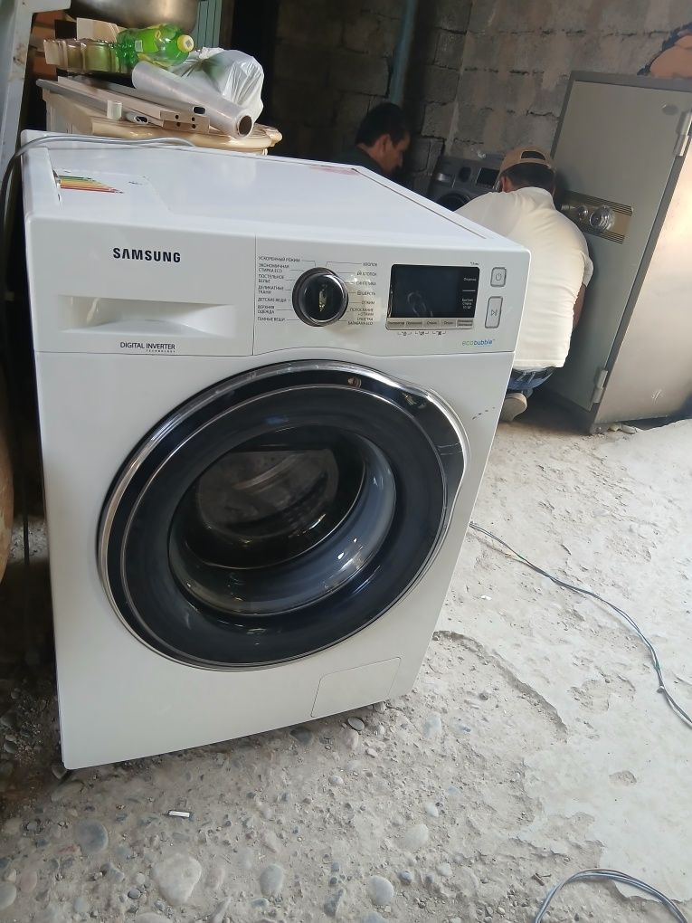 Samsung 8 kg lik kir yuvish mashinasi sotiladi