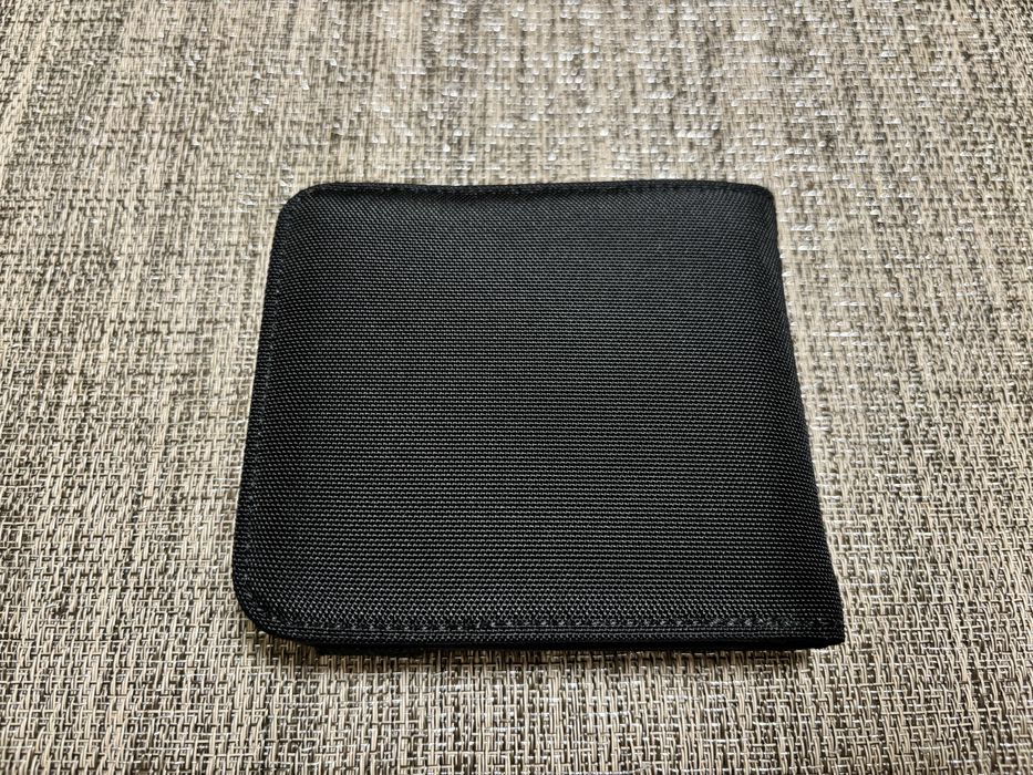 Мъжки портфейл Victorinox Bi-Fold RFID