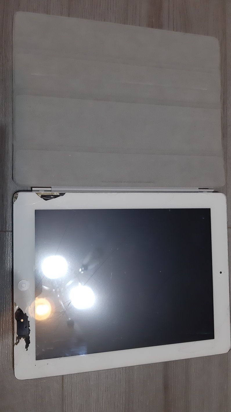 Tableta iPad - generația 4