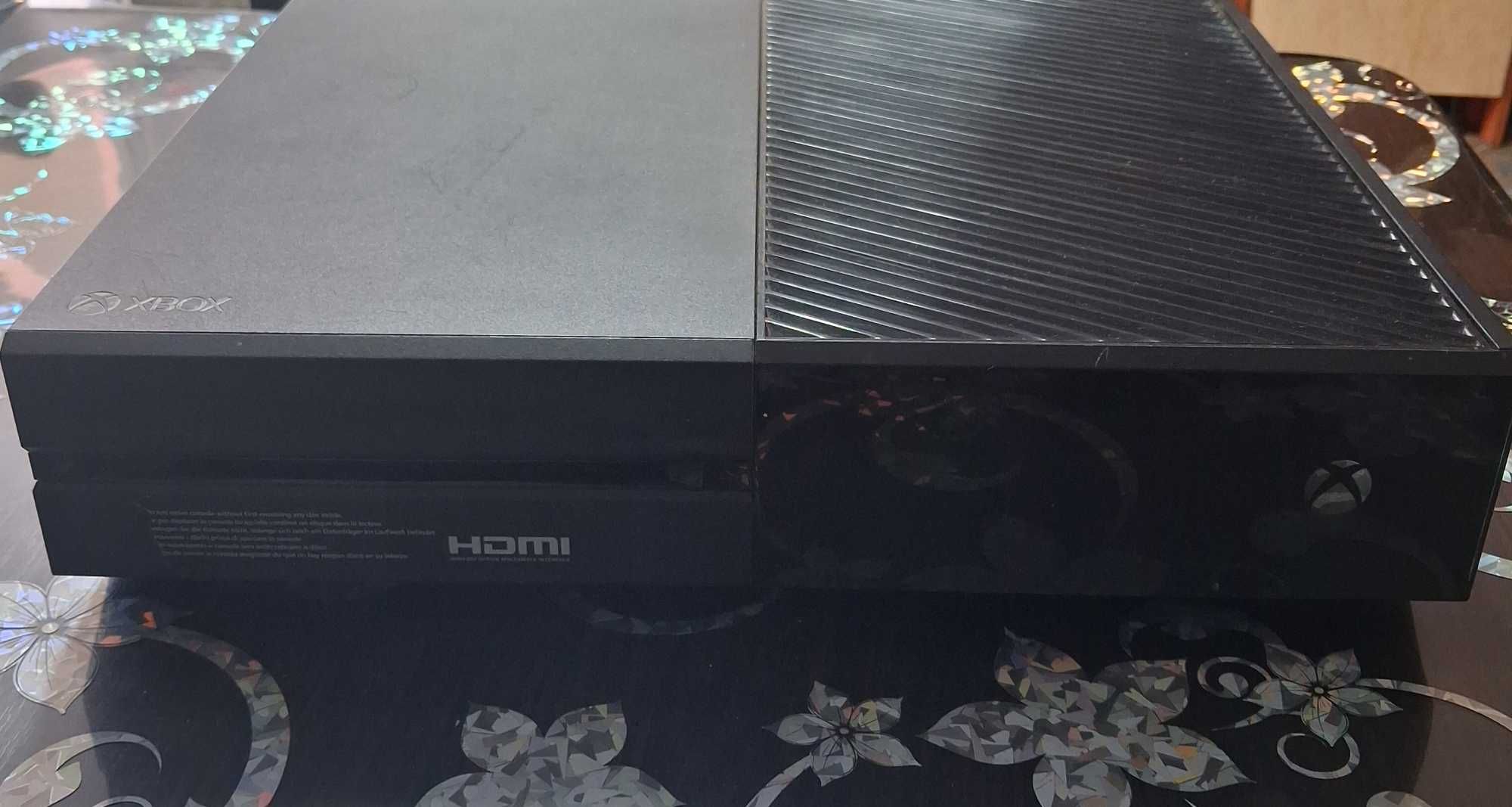 Vand xbox one s in stare foarte buna