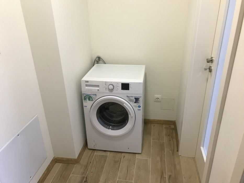 Дава се под наем Двустаен апартамент в София, Дружба 1 - 74 кв.м за 346.8 € - Снимка #11