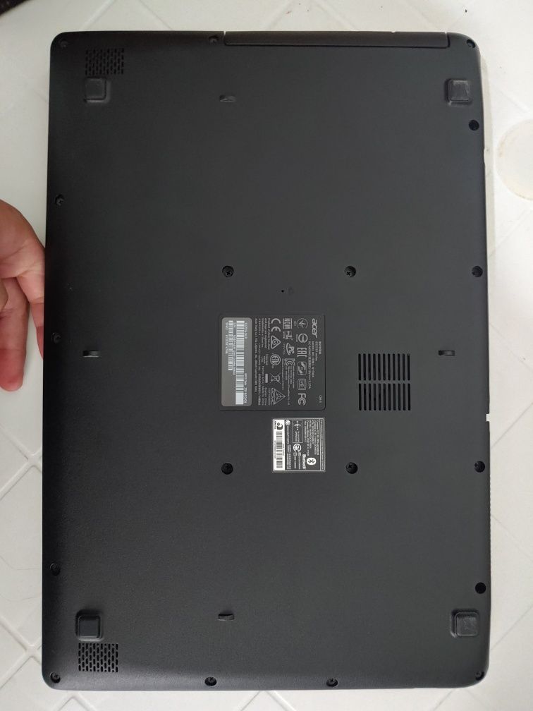 Acer Extensa 15 | Atom x5-E8000 | 4 GB | 1 TB HDD | Идеал + Подарок