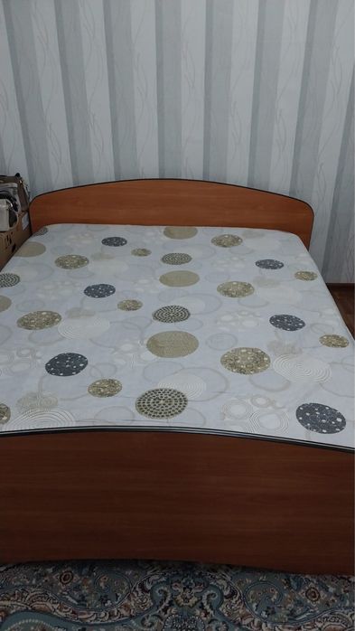 Продается спальный комплект!