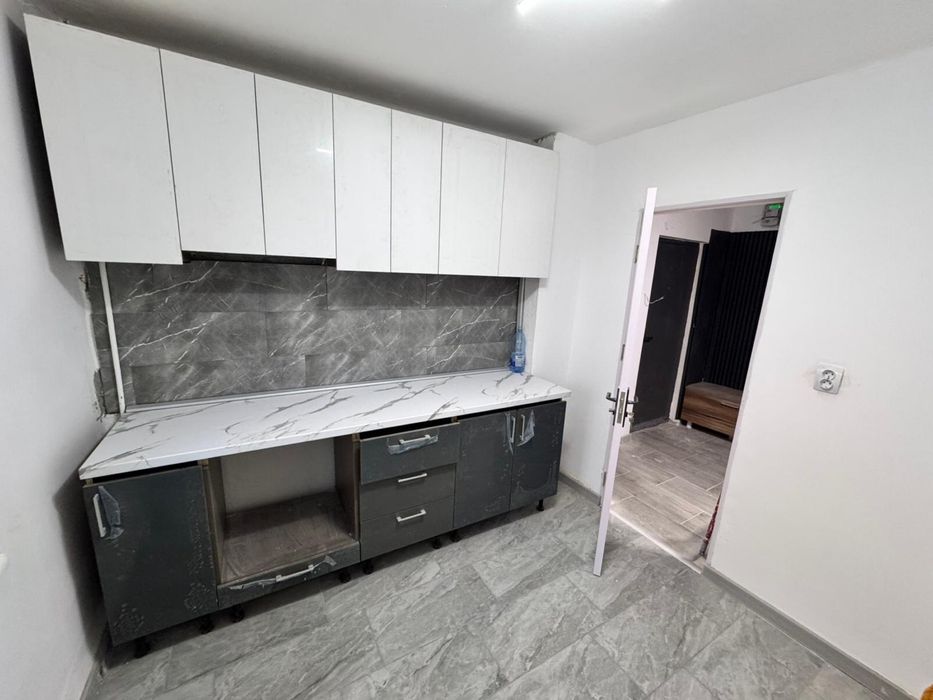 Vand apartament 2 camere decomandate, etaj 1,Rovine zona parculet