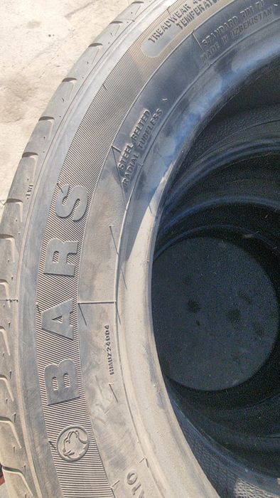 Балон 215,55,R17  комплек янги