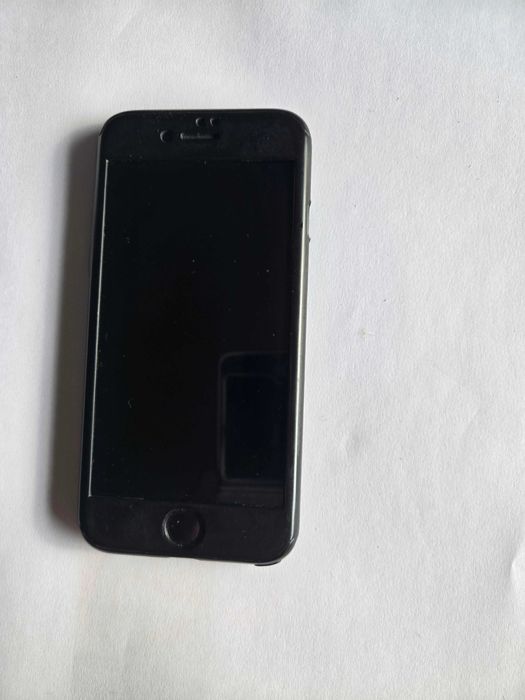 Продавам Iphone 7, 32 GB