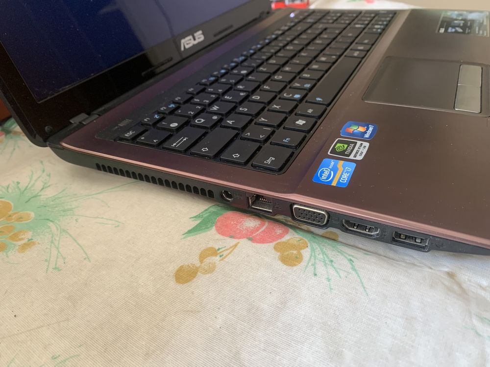 Лаптоп Asus X53sv